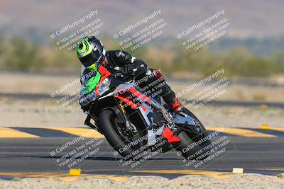 media/Nov-12-2023-SoCal Trackdays (Sun) [[5d1fba4e7d]]/Turn 14 (1035am)/